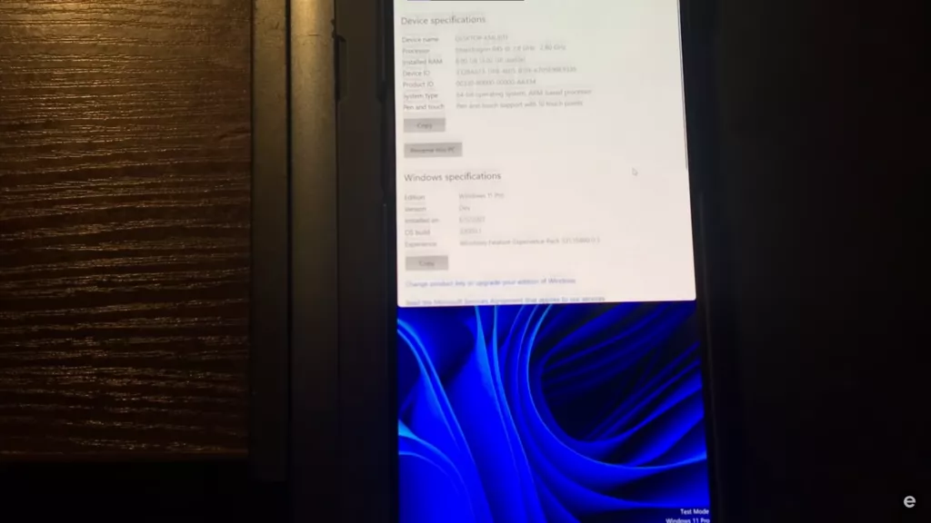 Windows 11 running on OnePlus 6T. 