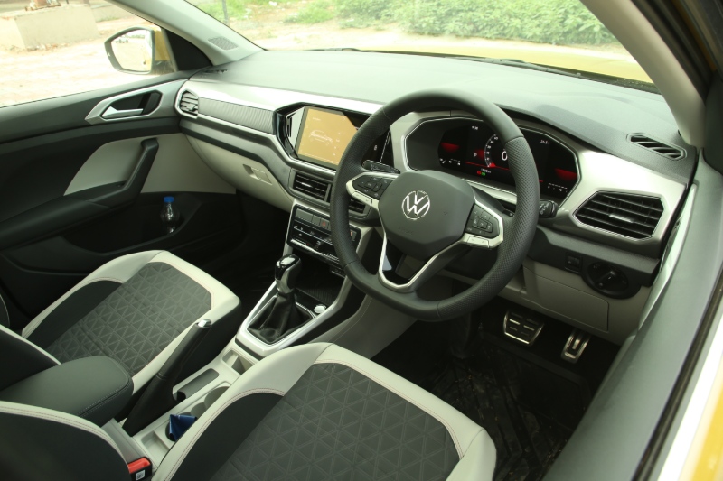 Volkswagen Taigun suv front cockpit