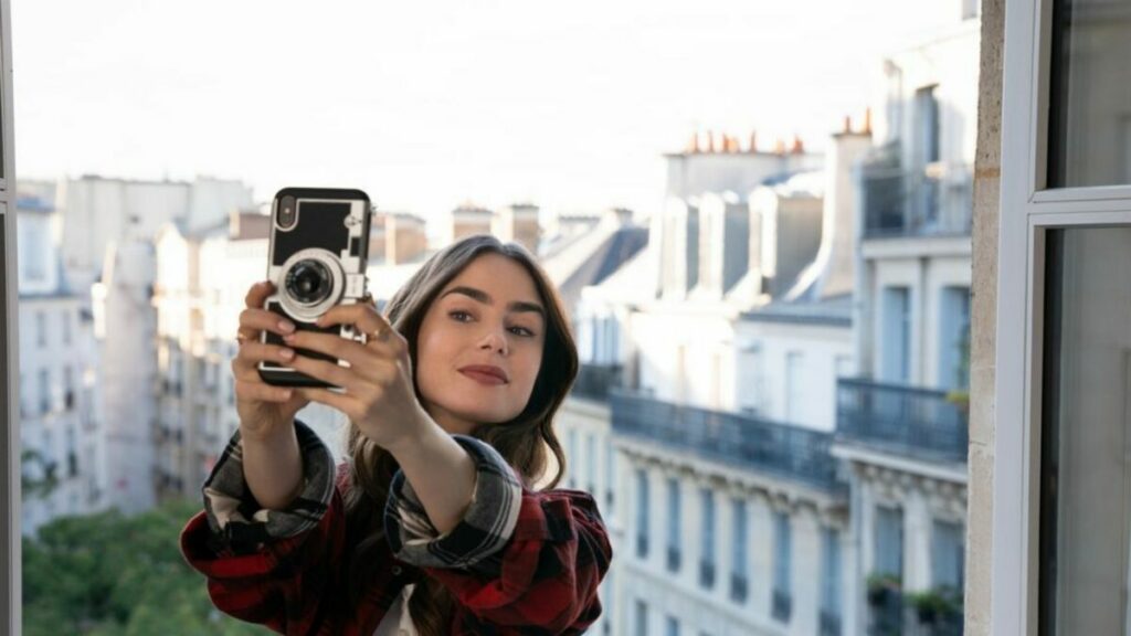 Emily in paris online episode 1 watch online