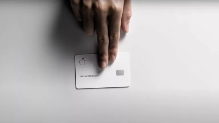 What is Apple Card feaatured