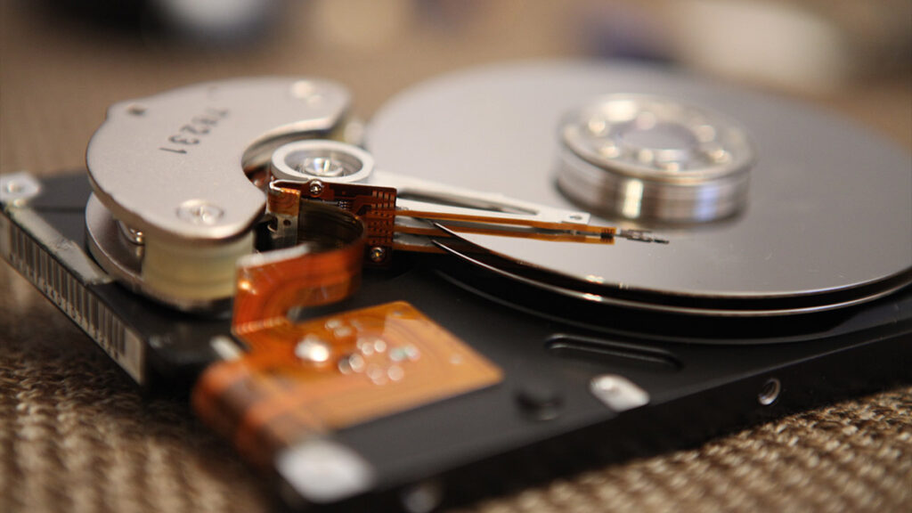 ssd vs hdd hard disk drive