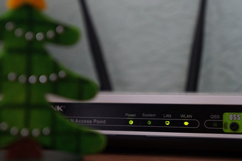 Modem Vs. Router: What's The Difference? - Fossbytes