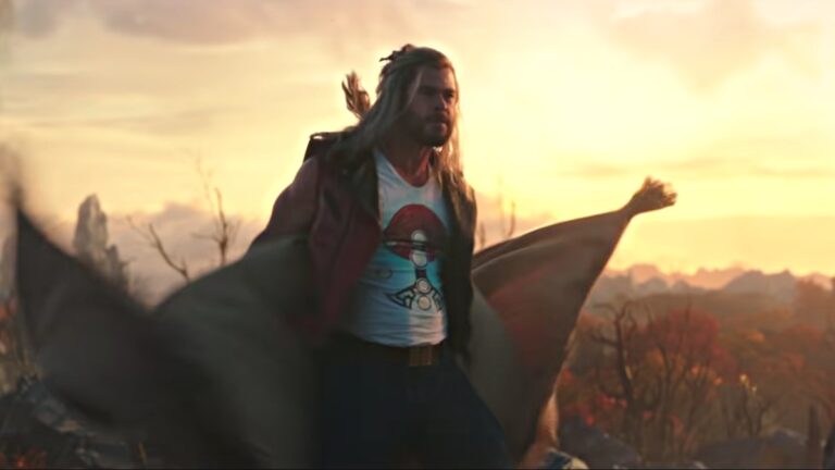 Fans Claim Thor Is Gay In Thor Love And Thunder