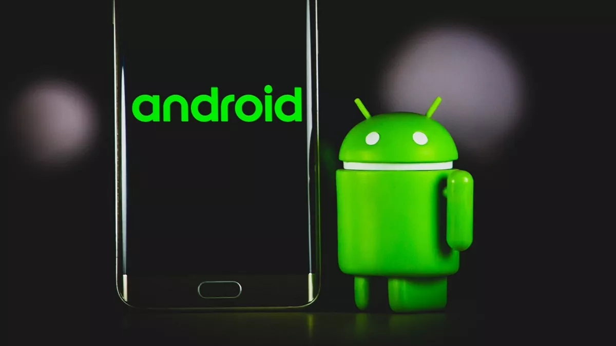 android phone with android mascot