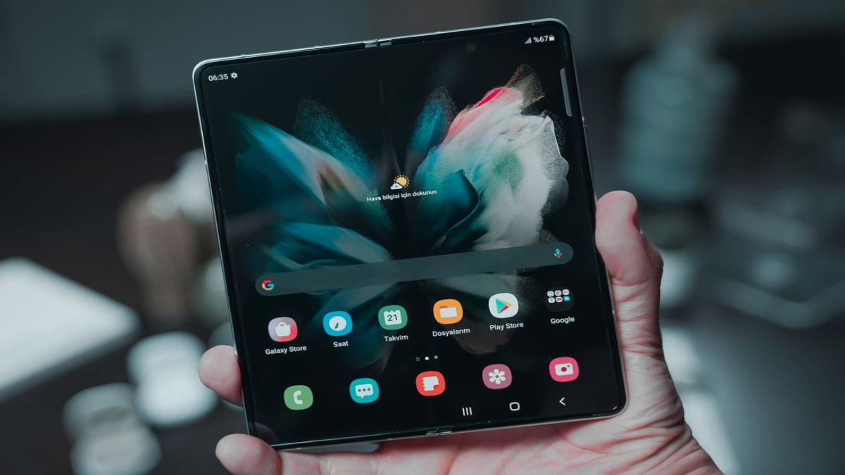 Samsung Galaxy Z Fold4 Specs Leak: Power Bump Coming Up