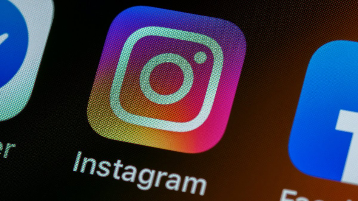 Instagram logo