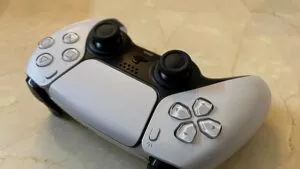How To Connect PS5 Controller To iPhone