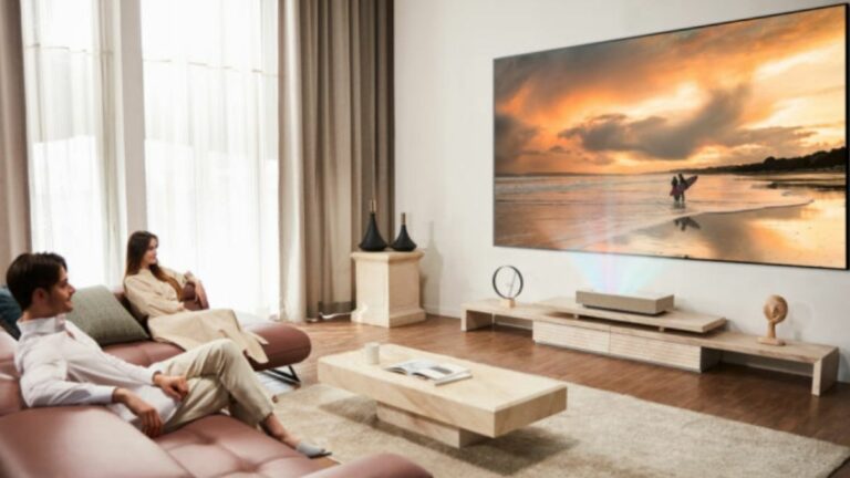 This New LG 4K Projector Can Project A 120-Inch Image From Just 18 Cm Away