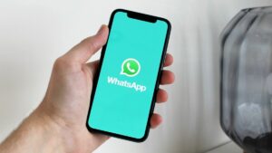 WhatsApp Silently Exit Group