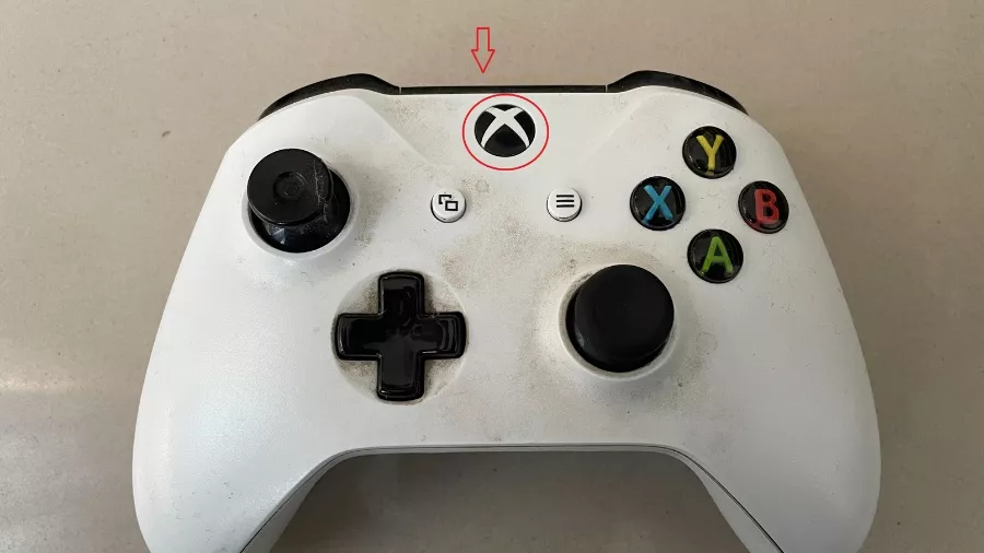 xbox button and share button