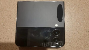 Samsung Galaxy Z Flip4 Images Leaked: Here's What It Looks Like