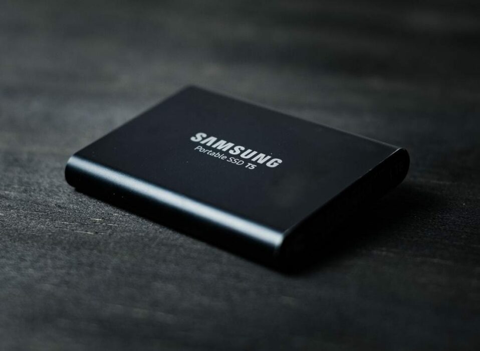 Samsung's Second-Gen SmartSSD Is 50% Faster And Uses 70% Less Energy