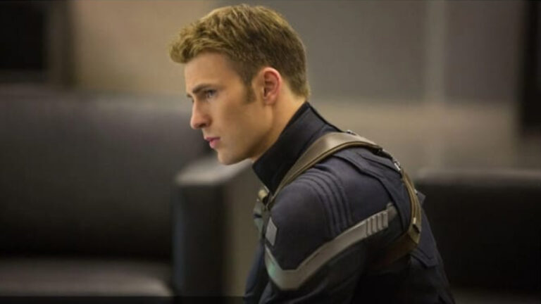 Chris Evans Misses His iPhone 6 Home Button; Says iPhone 12 Is 'Too Heavy'