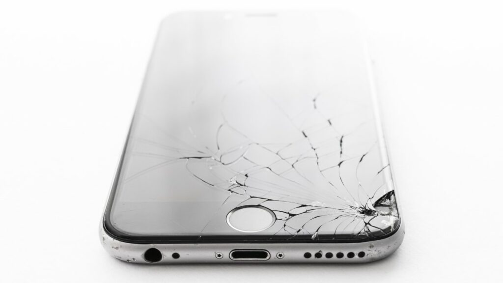 Tempered Glass Vs. Plastic Screen Protector Which One To Use?