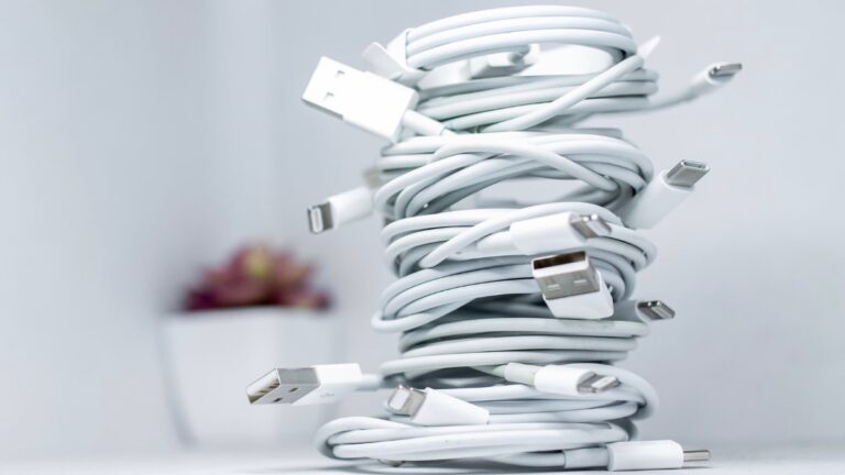 best apple charger featured image