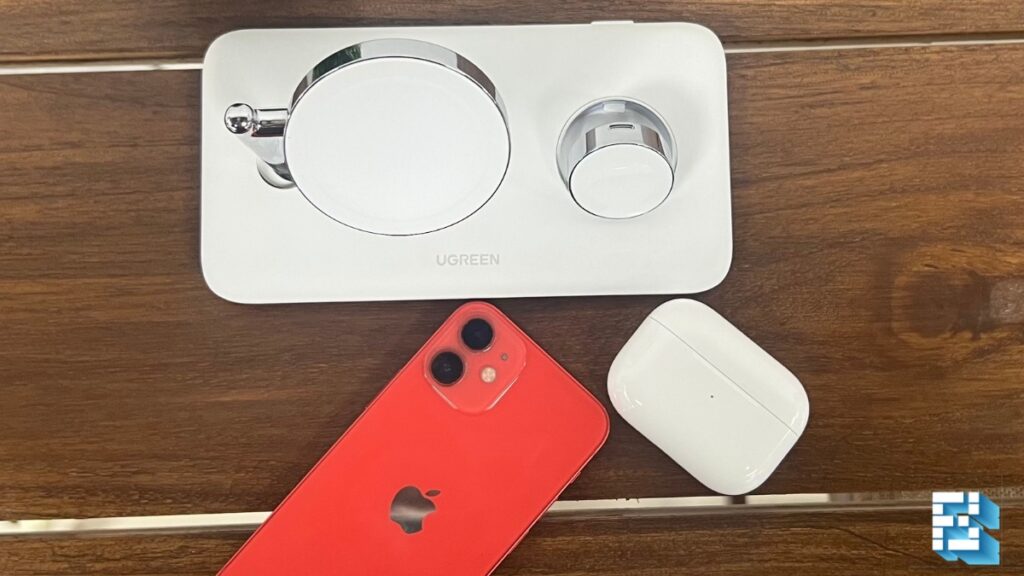 Ugreen 3-in-1 MagSafe Wireless Charging Station Review - Fossbytes