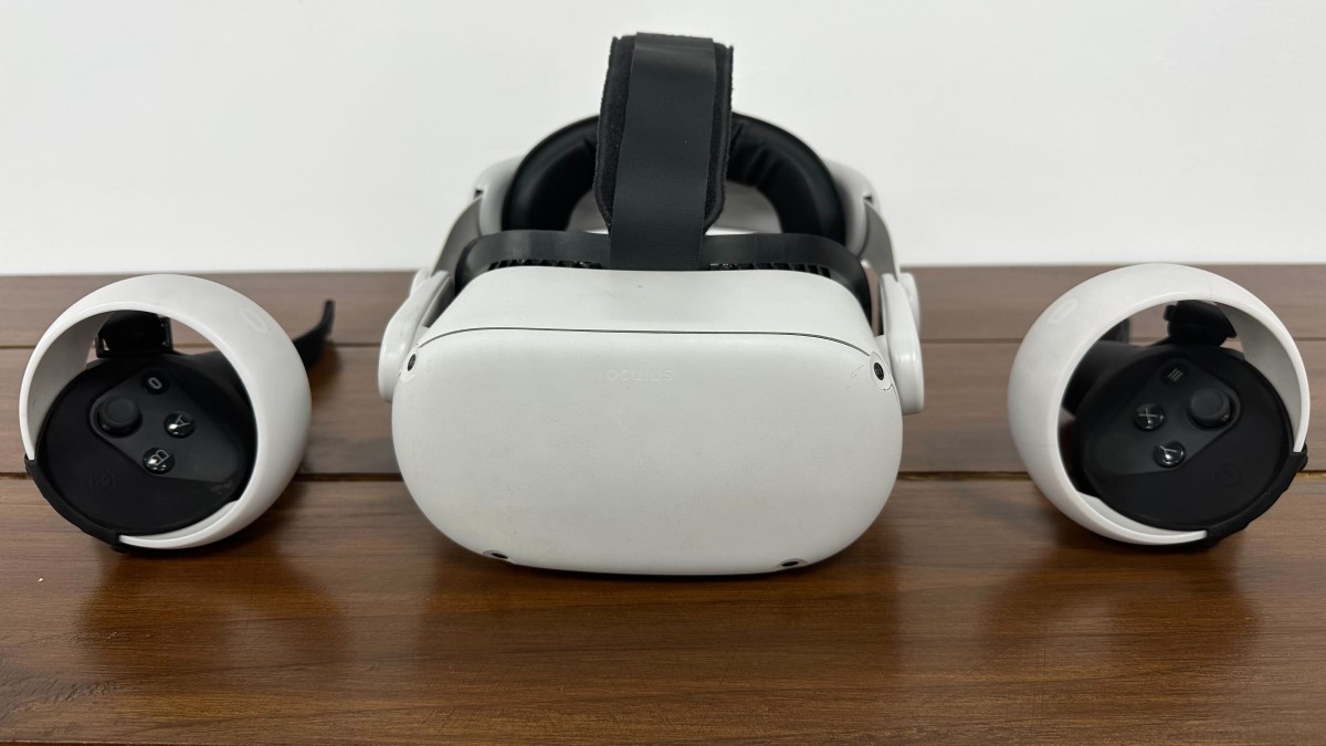 Read more about the article Meta Quest 2 (2023) Review: Is It Still The Best VR Headset?