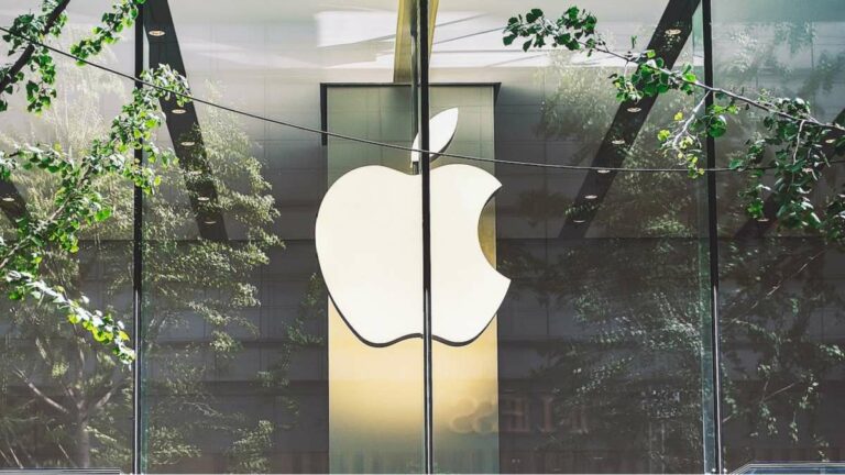 India's Tata Group to open 100 exclusive Apple stores -report