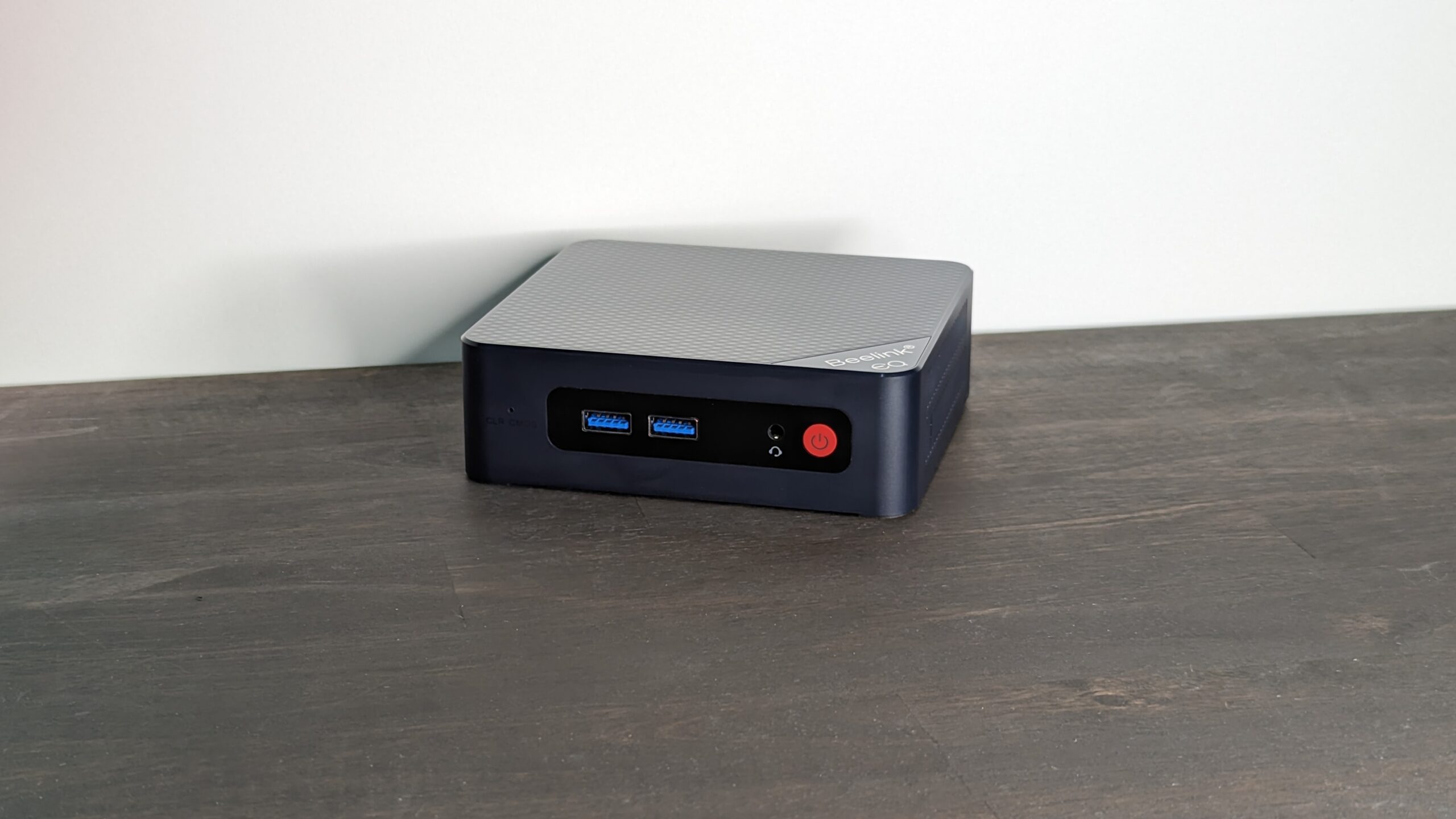 Test Beelink EQ12: un mini-PC bien optimisé