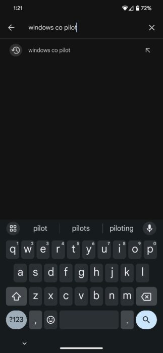Скриншот поиска Windows Copilot в Play Store