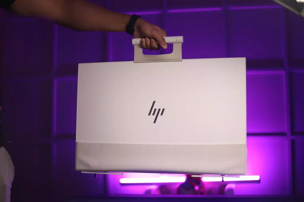Image of the HP Envy Move carried around 