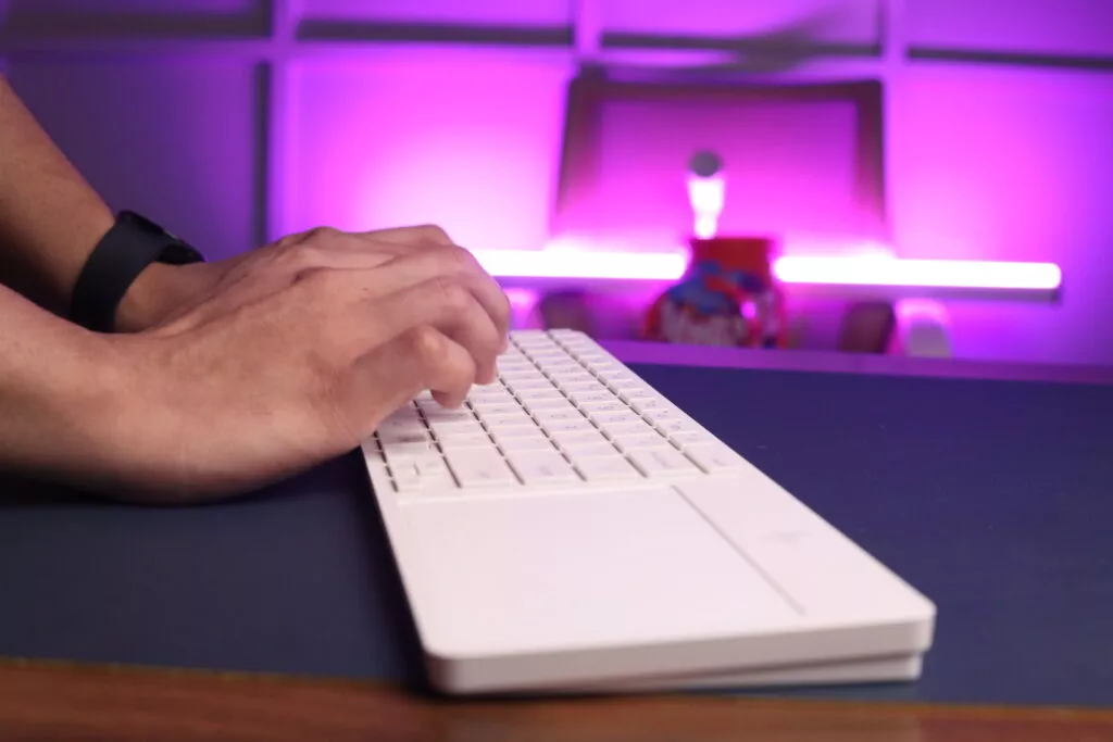 Image of the keyboard and trackpad