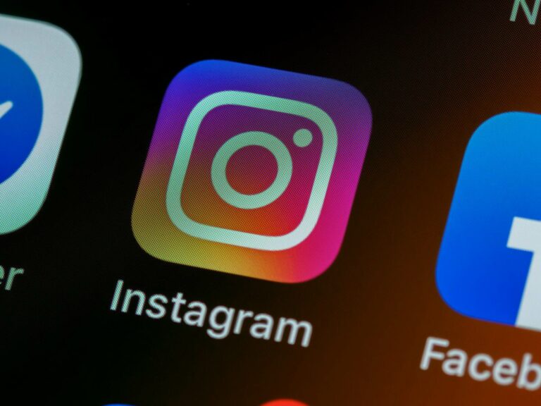 How To Turn Off Read Receipts on Instagram?