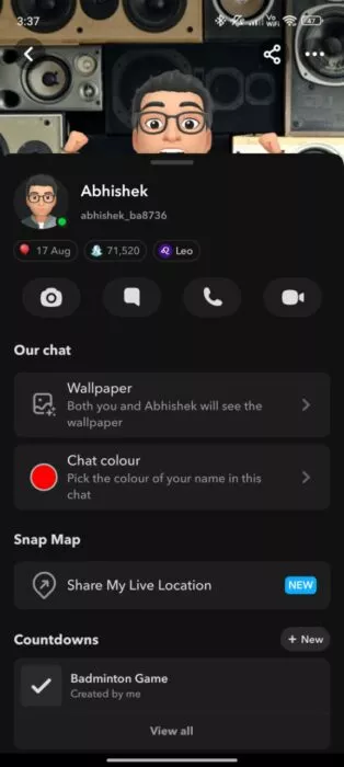Screenshot of the change chat wallpaper feature 1