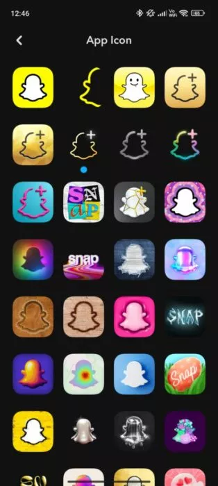 Screenshot of the custom app icon feature on Snapchat Plus 3