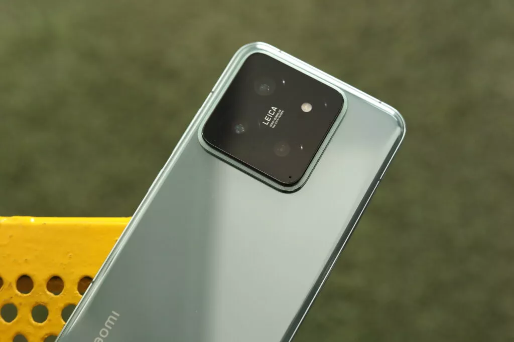 Image of the camera bump of Xiaomi 14