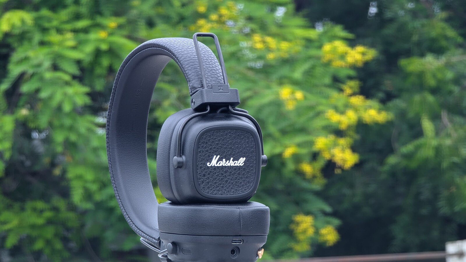 Image of the Marshall Major V headphone design