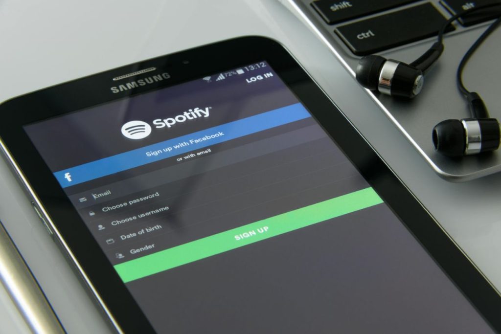 What is Spotify Premium Duo, and How Much Does It Cost? Fossbytes
