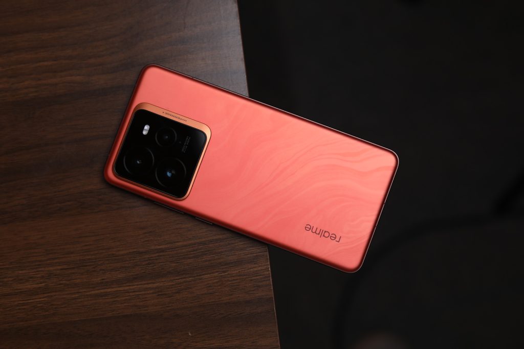 Back design of the Realme GT 7 Pro