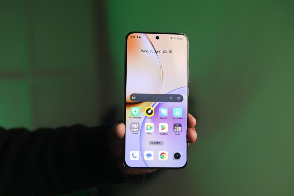 Realme 14 Pro+ front design image-1