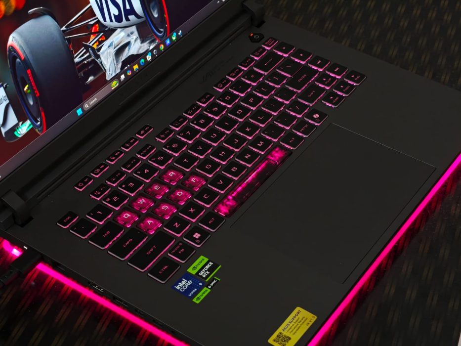 Image of the keyboard on the Asus ROG Strix G16