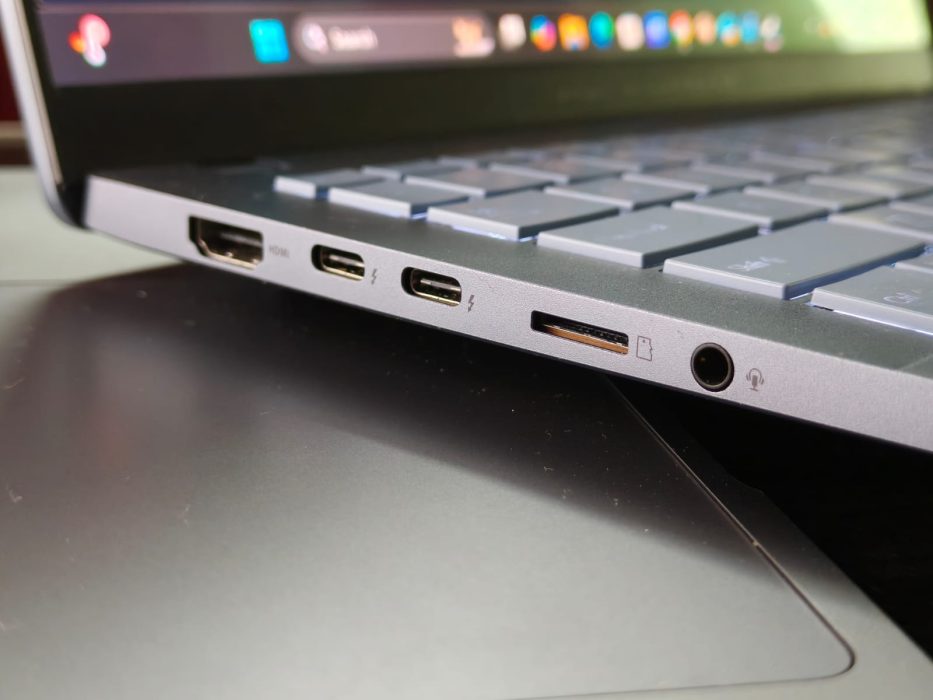 Image of ports on the left side