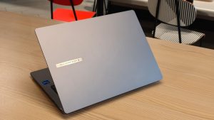 Asus Expertbook P3 image