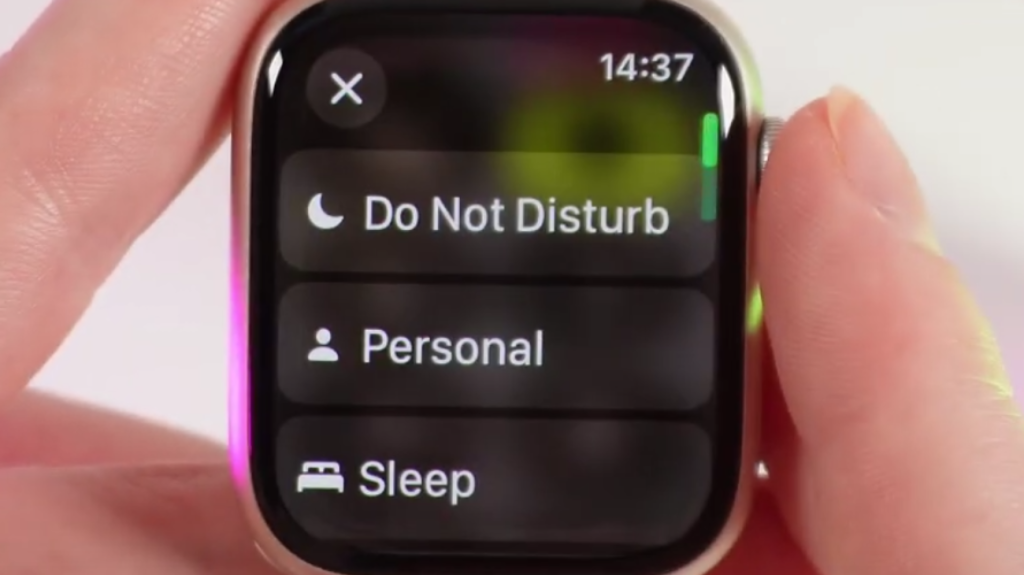 image to click DND to Silence Your Apple Watch