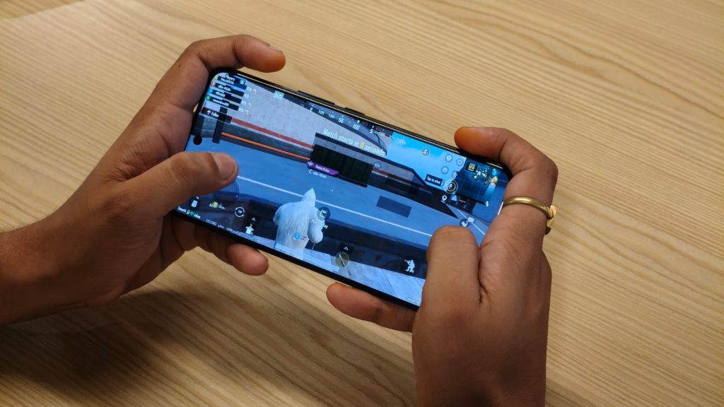 Image of someone playing BGMI