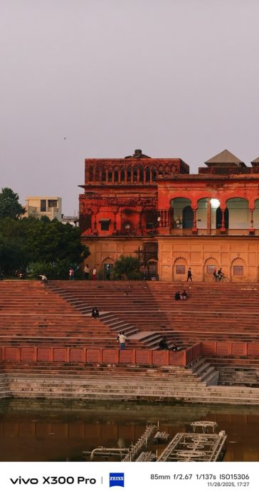 Zoom sample from X300 Pro