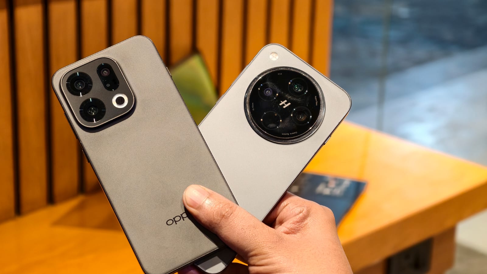 image for OPPO Find X8 vs Find X9