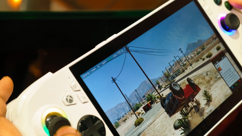 A person playing GTA V