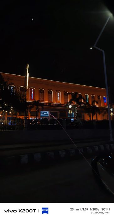 Camera sample from X200T-32