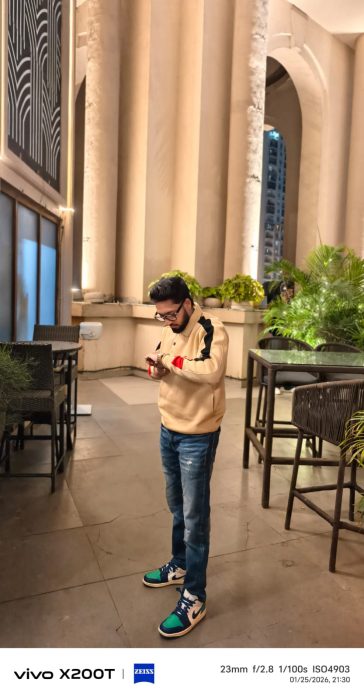 Camera sample from X200T-27