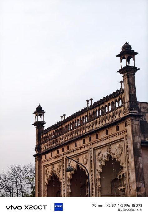 Camera sample from X200T-24