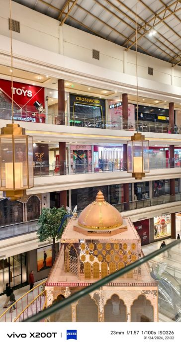 Camera sample from X200T-40