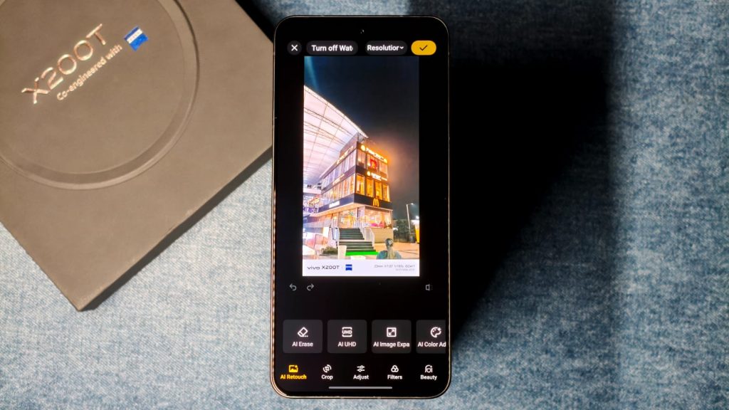 AI features on the X200T