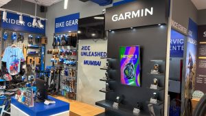 garmin new retail store