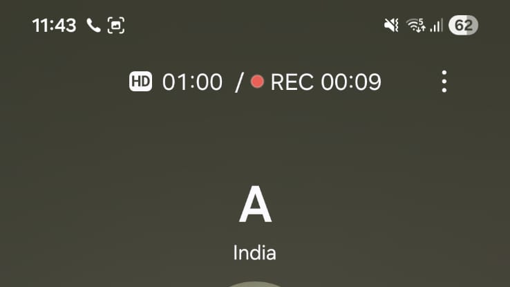 image to The phone displays a red dot and a timer