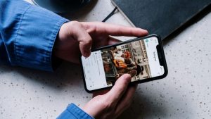 image to check who Shared Instagram Post